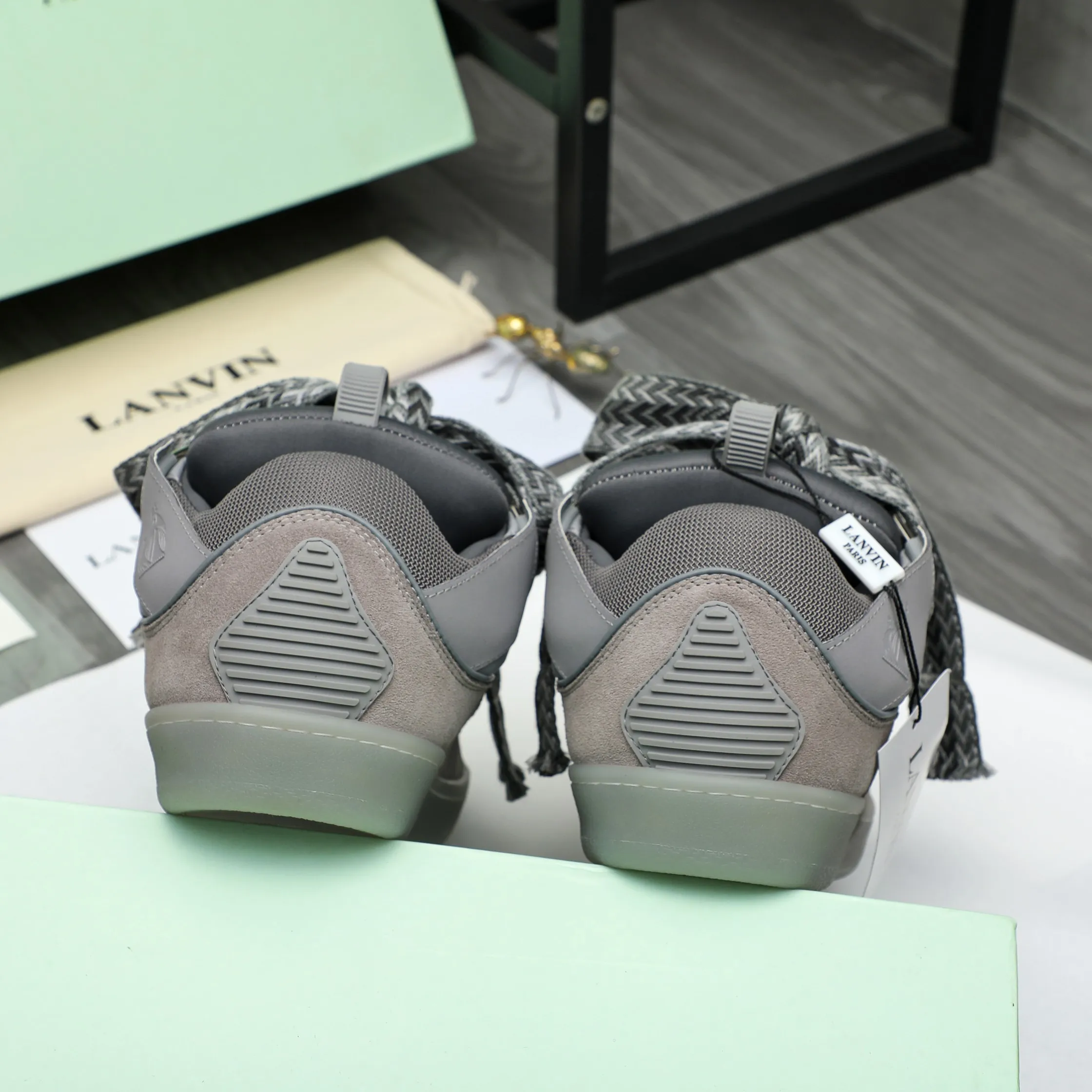 Men's shoes 💰740 [Lanvin] Lanvin high-end quality original couple's casual shoes - Upper: imported cowhide leather splicing breathable mesh - Inner lining: Lycra elastic lining - Outsole: original rubber outsole - Super high quality control·Fine workmanship: highlighted (high-end·luxury·grade) -Size: 36-45 (45 can be customized)